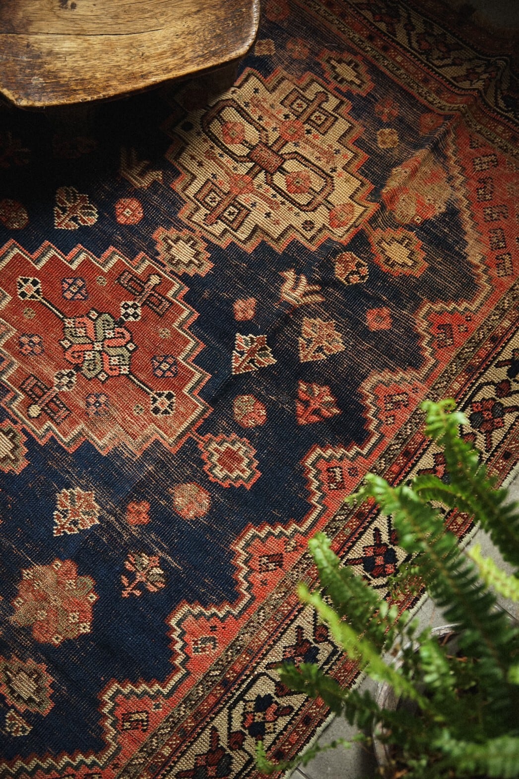 480-Antique Afshar rug | 手織りのヴィンテージラグ専門店 | Bahr