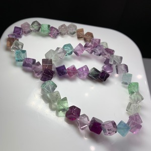 フローライトキューブブレスレット