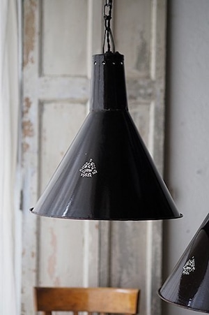 円錐のインダストリアルランプ-vintage cone pendant lamp