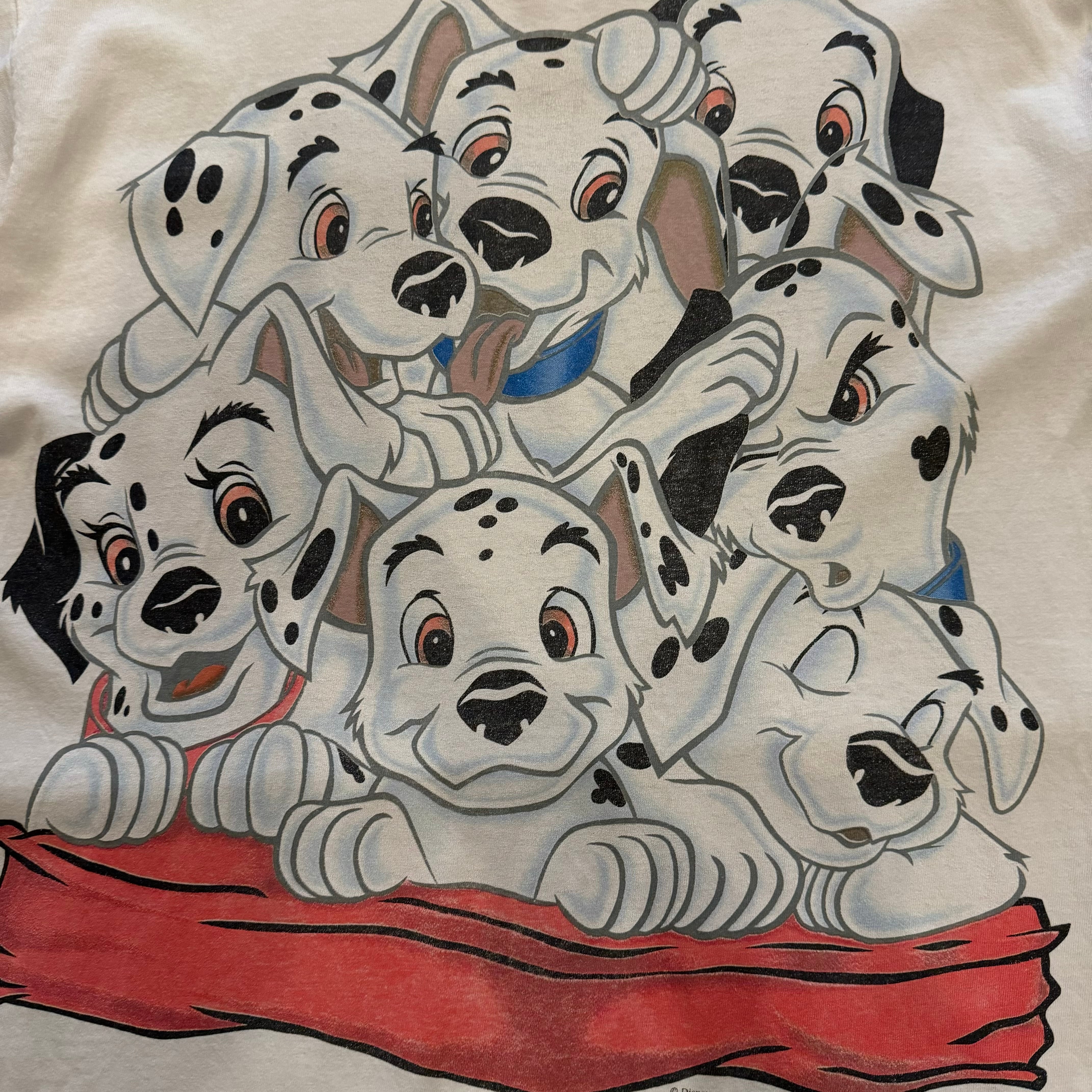 90s 101匹わんちゃん達の集合デザインTシャツ | RIDDLE clothing 90s 101匹わんちゃん達の集合デザインTシャツ | RIDDLE clothing
