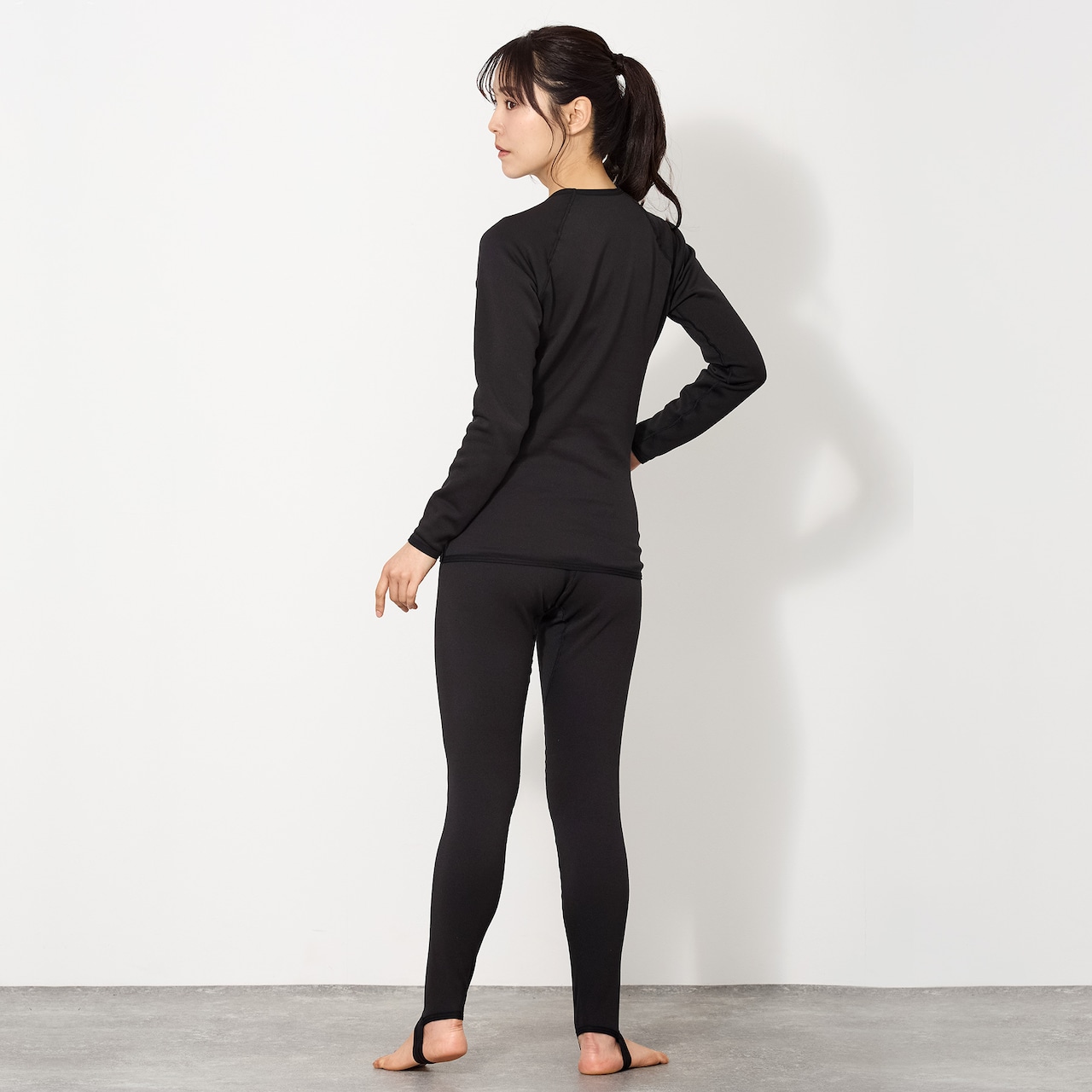 ホットカプセル ヒートネオ(HOT CAPSULE HEATNEO)ロングパンツ レディース