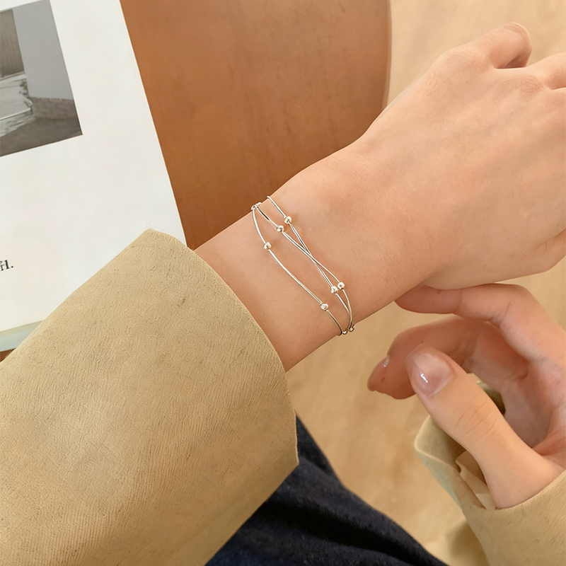 Milky3重なり絡む藤のブレスレット