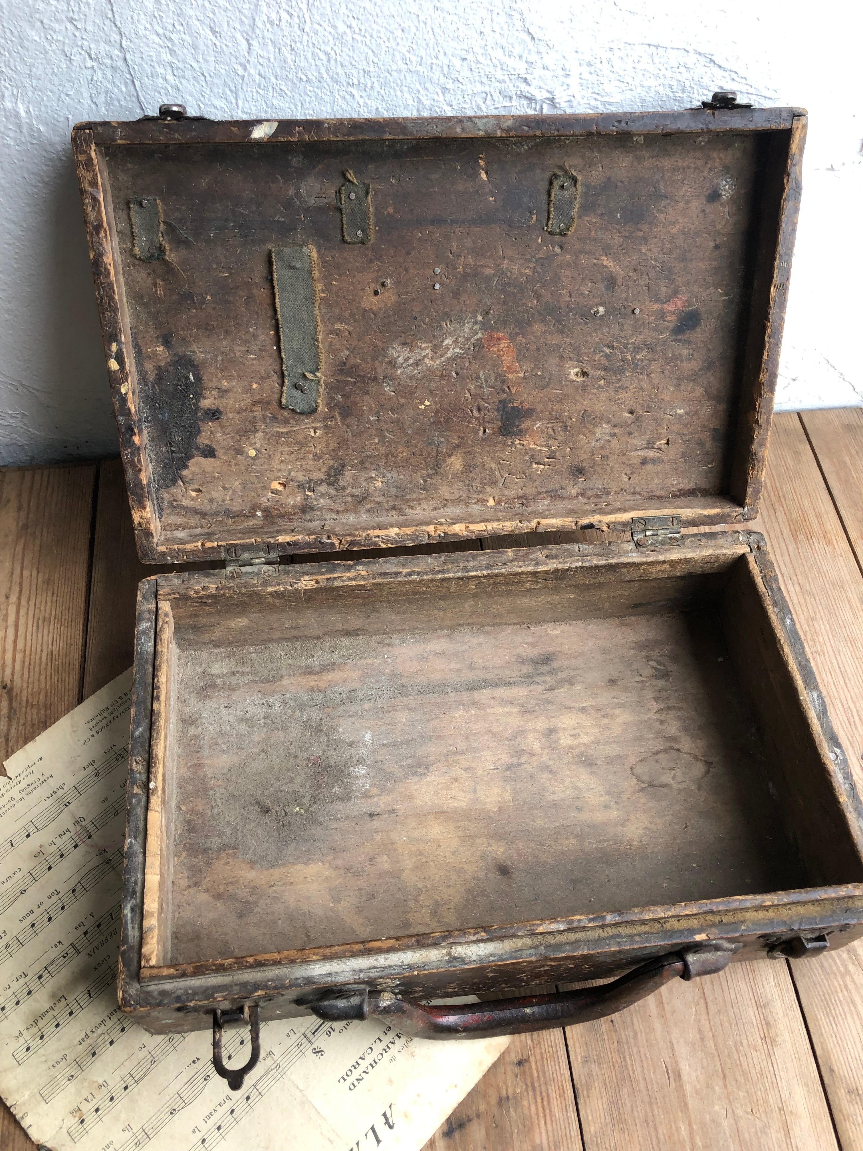 フランス 使い込まれたミニトランク | Brocante de La Cocotte