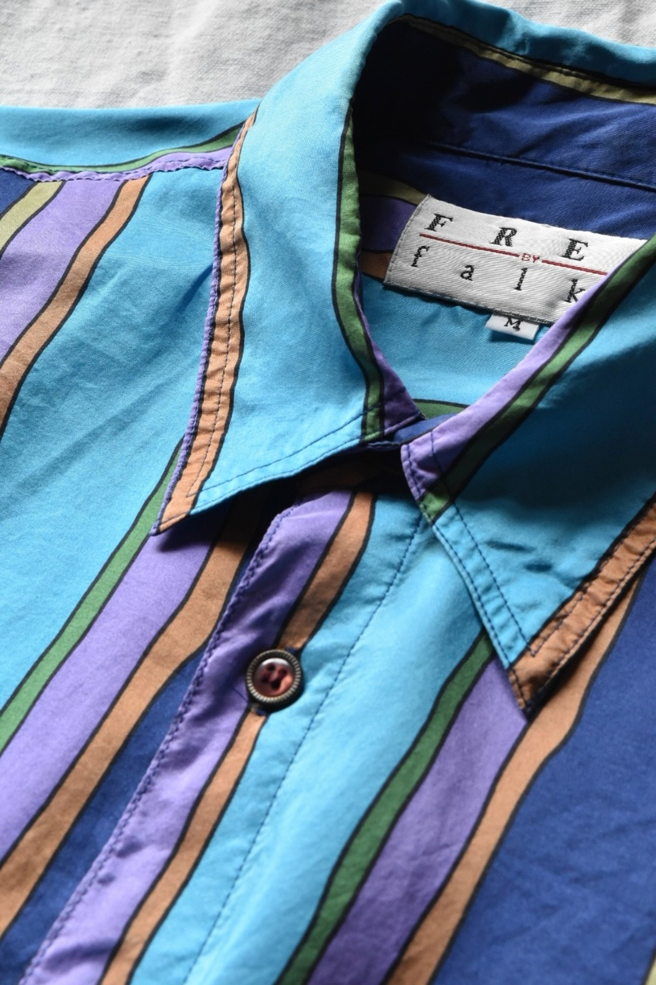 Silk navy-blue patterned S/S shirt