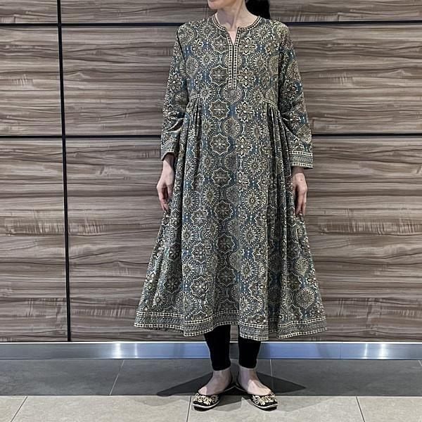 アジュラックサイドギャザーワンピース インディゴ×ブラウン Mサイズ
