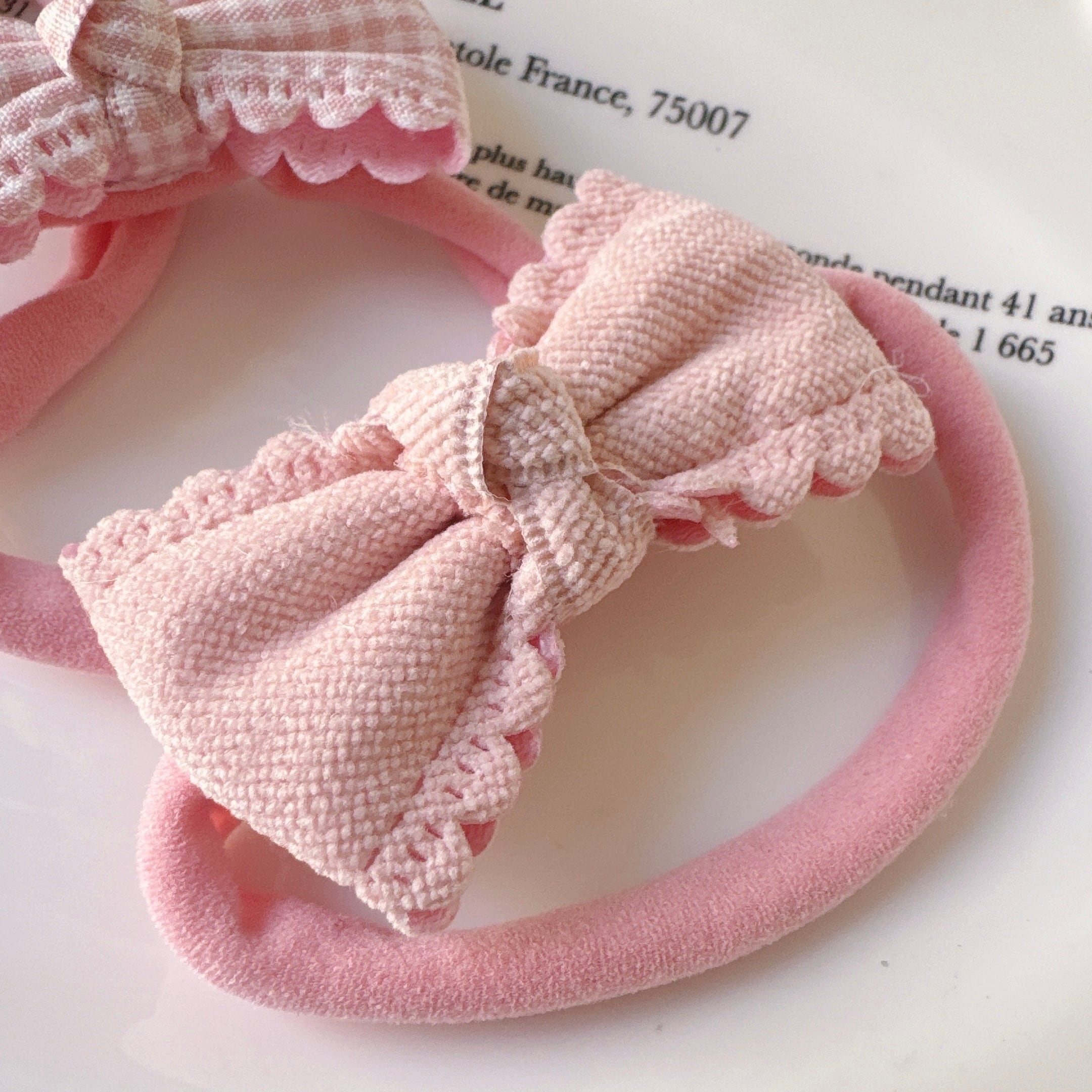 ピンクリボンのヘアバンド