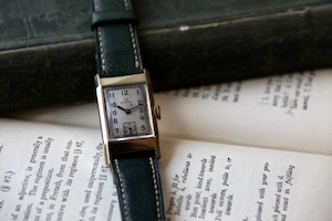 【OMEGA】 1930s オメガ　レクタンギュラー スクエア 9金無垢　稀少デニソンケース  OH / Vintagewatch / Cal.T17