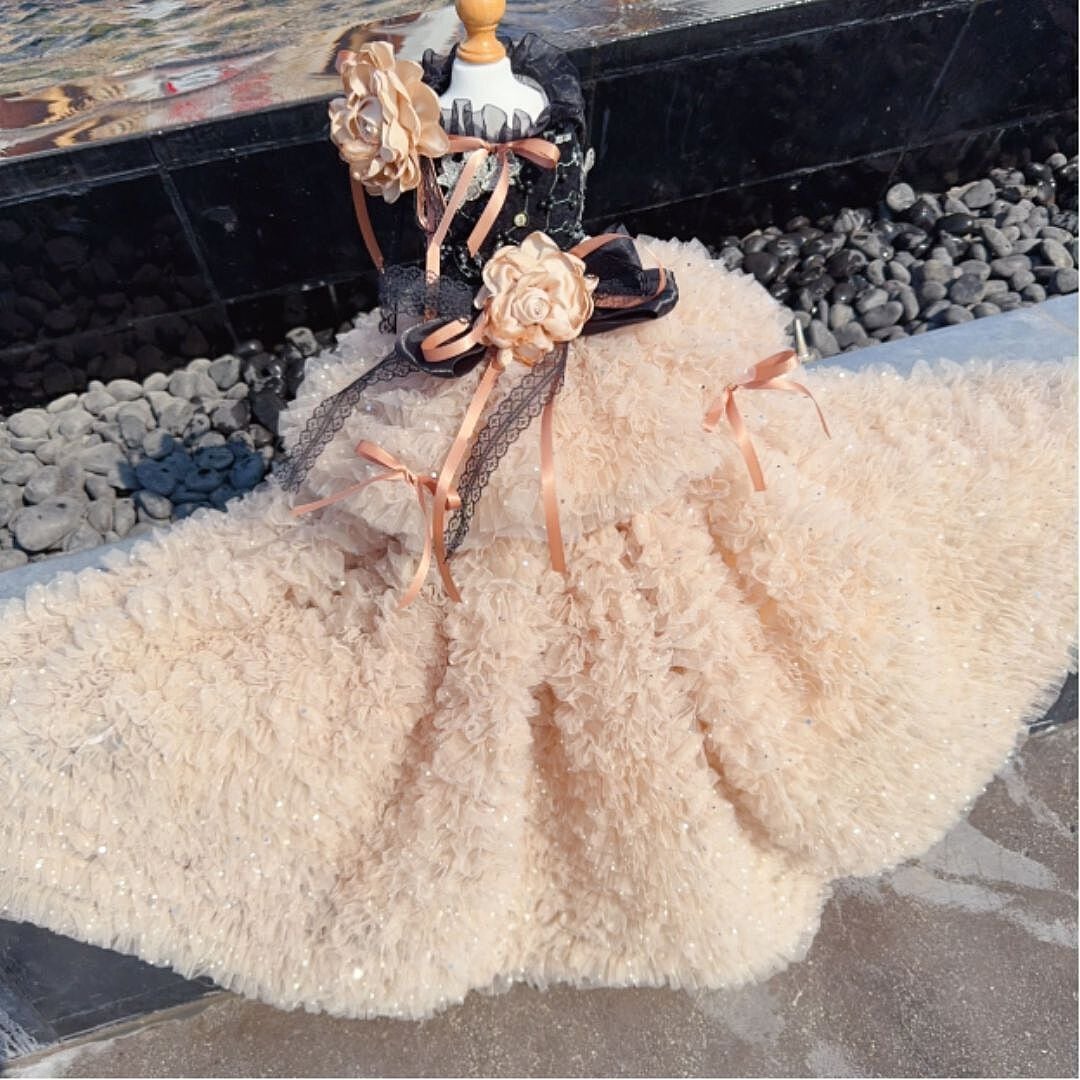 予約（海外ハンドメイド）【№B06264-Ⅼ】ブラック＆ゴールド フラワー