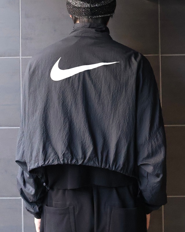 nike short length sporty blouson