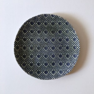 幾何学模様の藍色のお皿｜Indigo Plate with Geometric Pattern