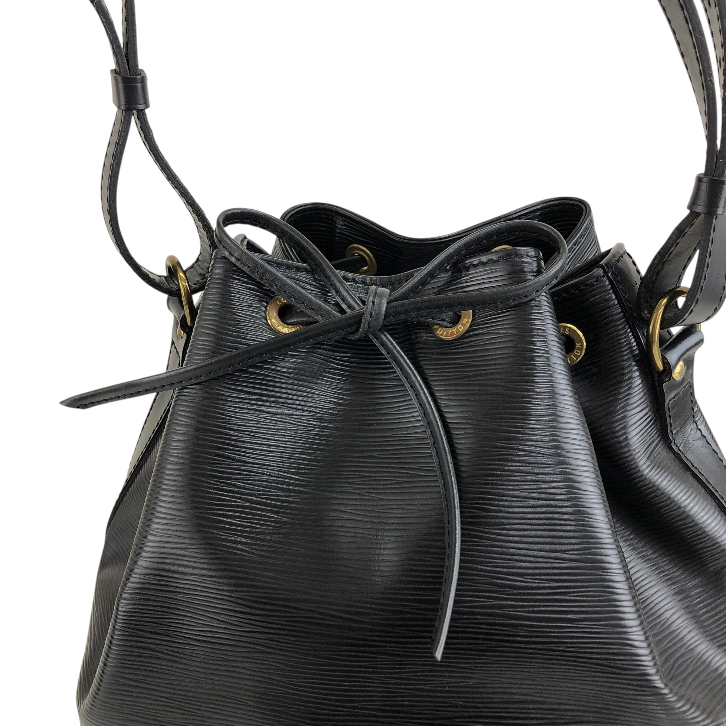 LOUIS VUITTON ルイヴィトン エピ ショルダーバッグ ブラック レザー