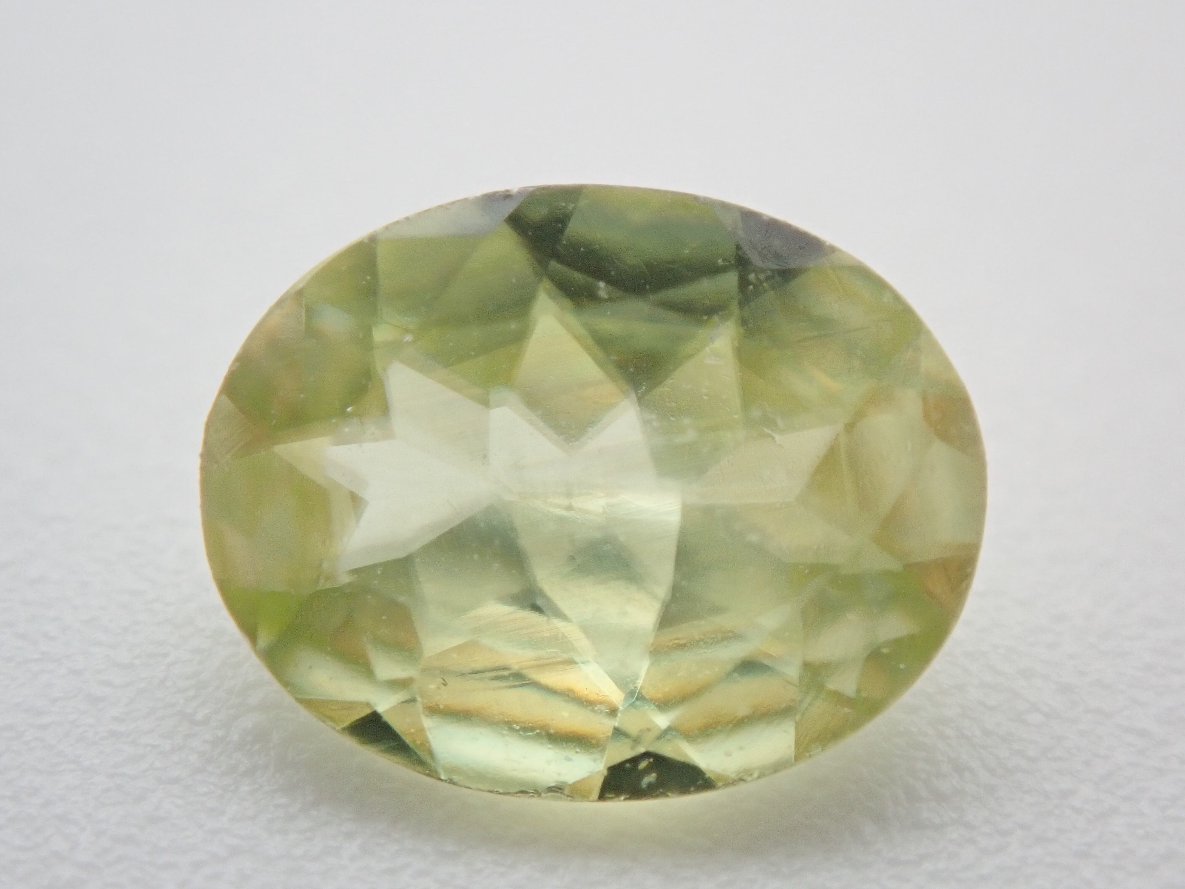 スフェーン 0.288ct