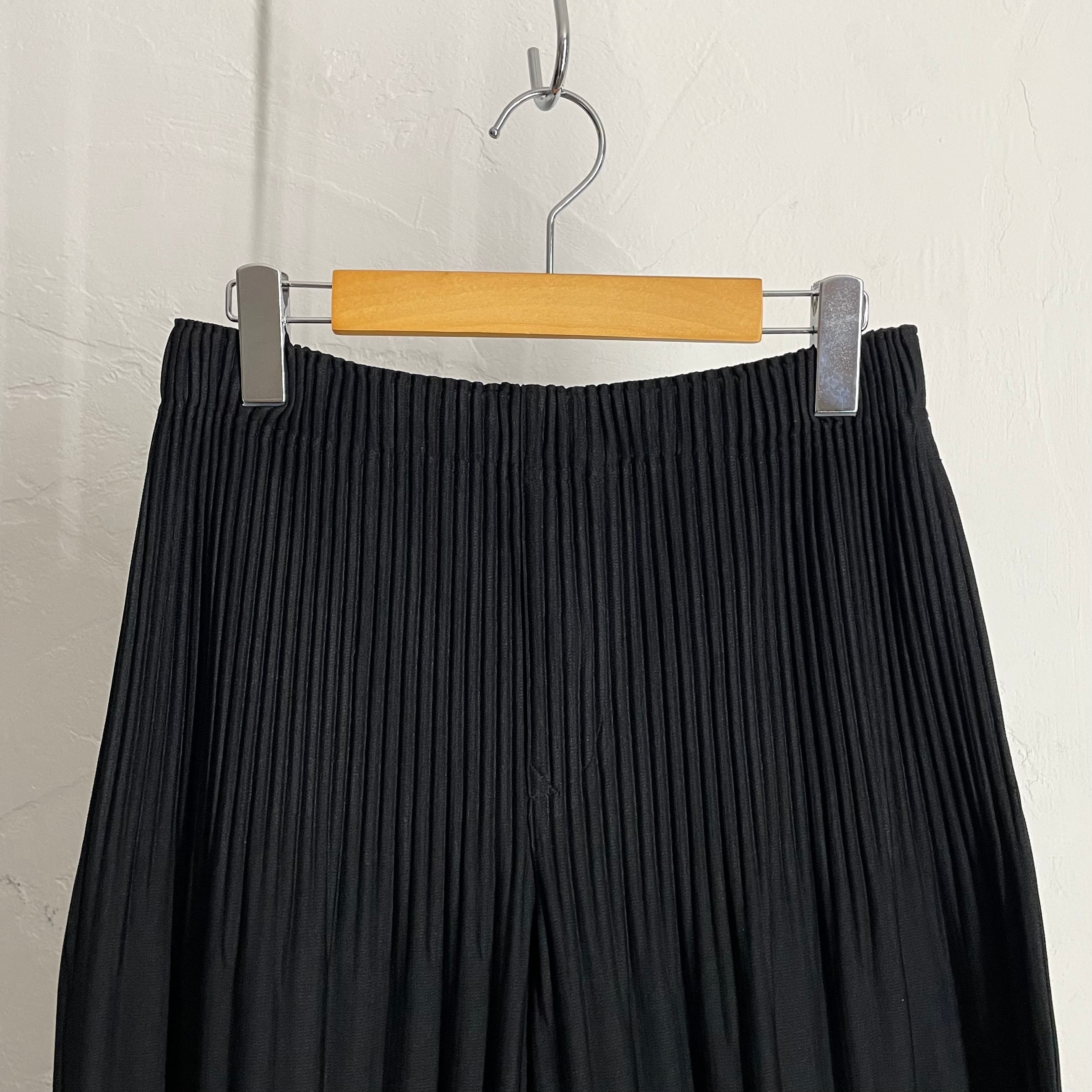 HOMME PLISSE ISSEY MIYAKE Pleats Easy Pants | VOLAR