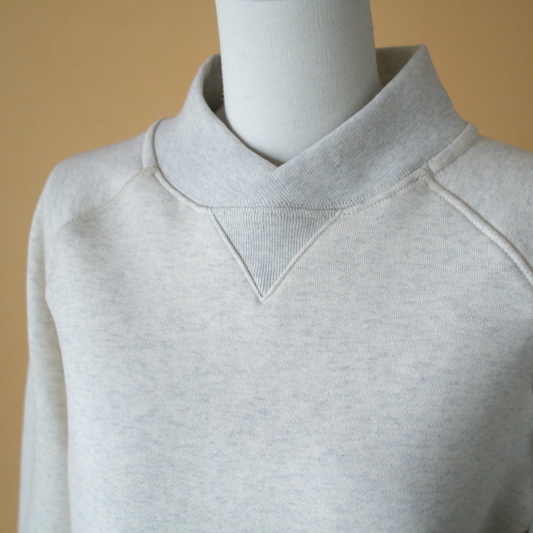 atelier naruse アトリエナルセ モックネックスウェット・オートミール