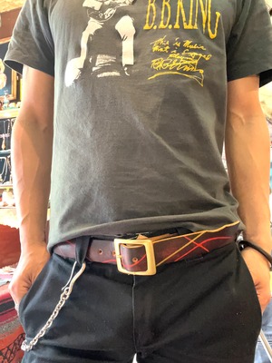 一点物‼︎ベンズレザー5mm厚ベルト トライバル レッド M 一点物‼︎ベンズレザー5mm厚ベルト トライバル レッド M