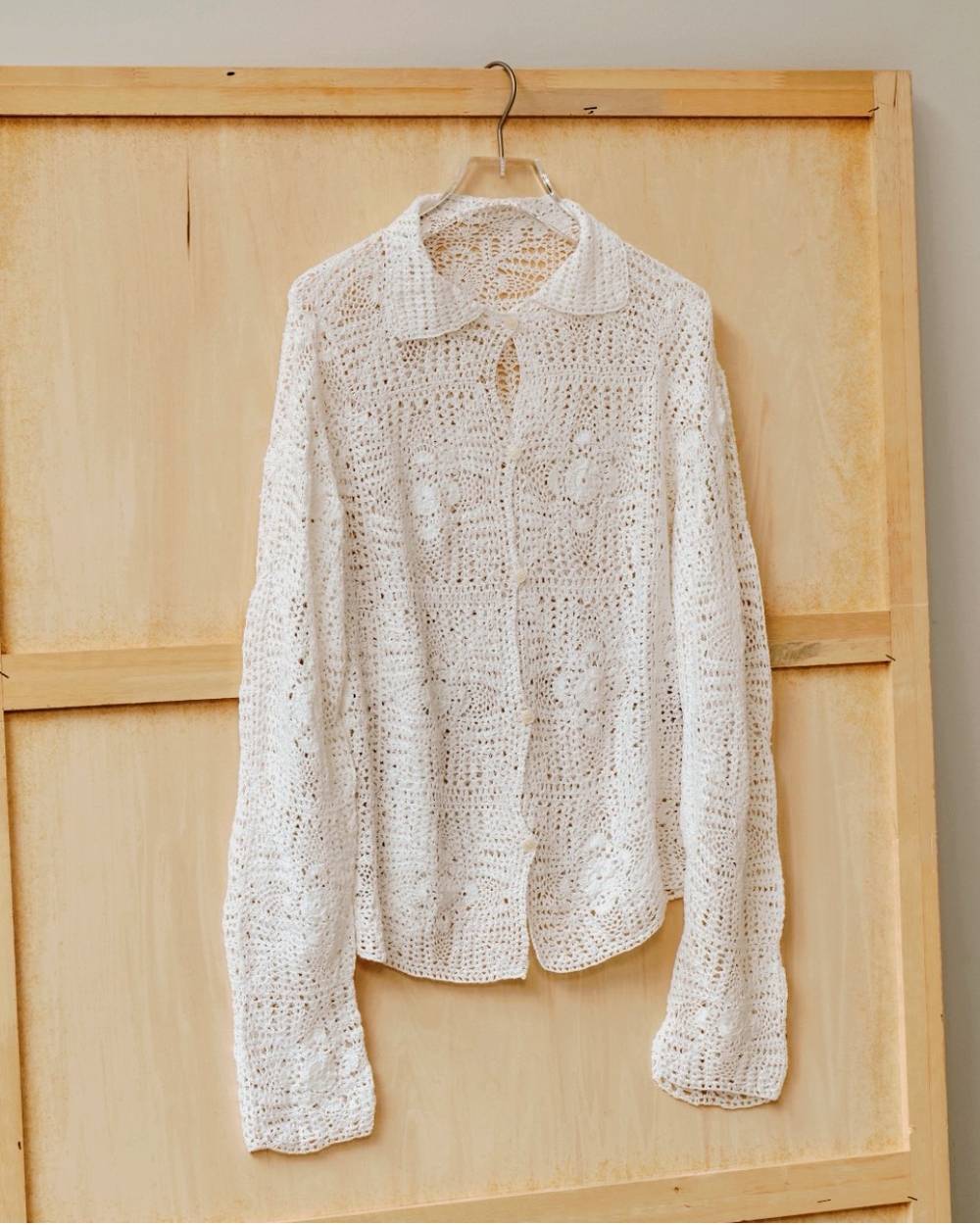 TODAYFUL Crochet Lace Shirts 25,300 yen | Loveliest