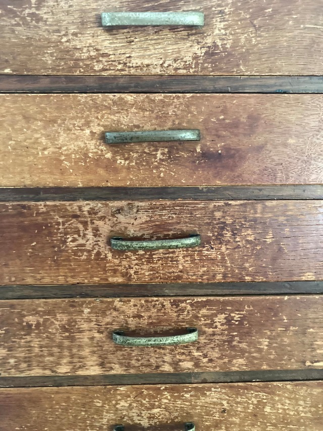 味わいのある木肌の小引出し〖古家具〗