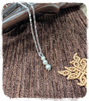 Silver950 Three-Freshwaterpaerl  Pendant