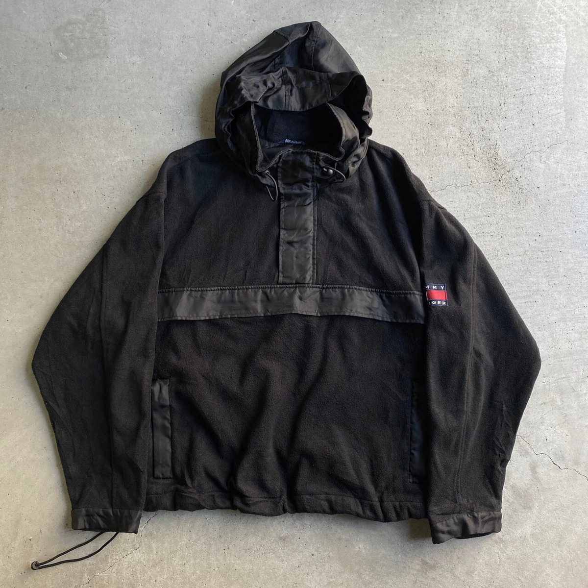 ビッグサイズ 90年代 TOMMY HILFIGER トミーヒルフィガー フロント 
