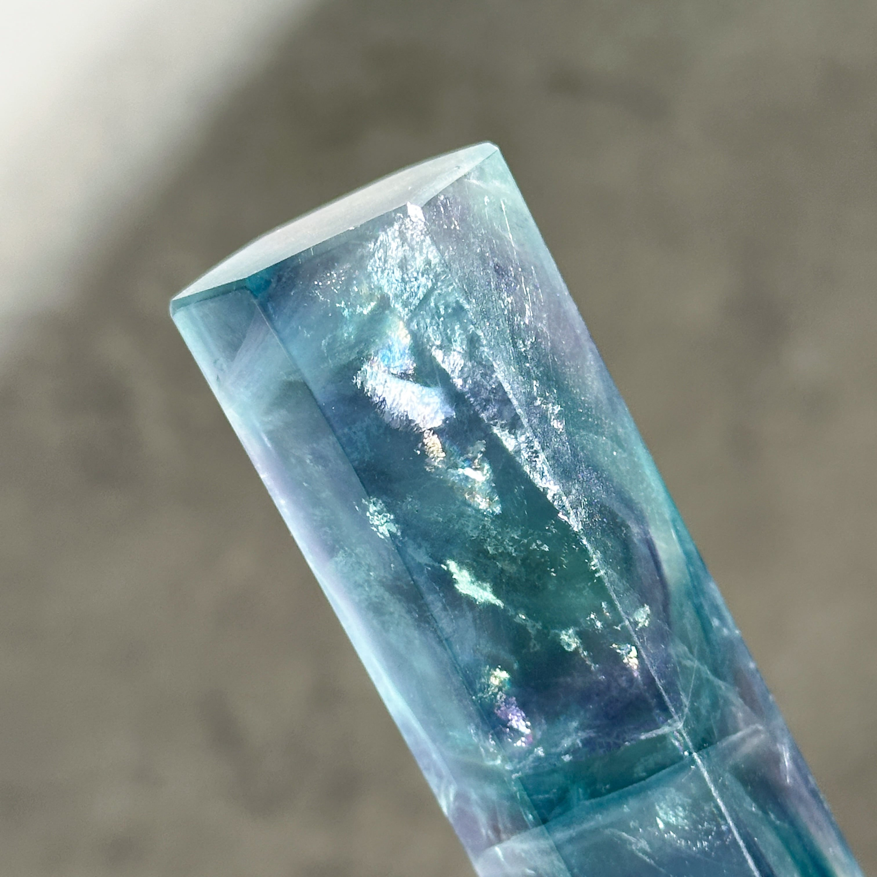 レインボーフローライト タワー型51◇ Rainbow Fluorite ◇天然石