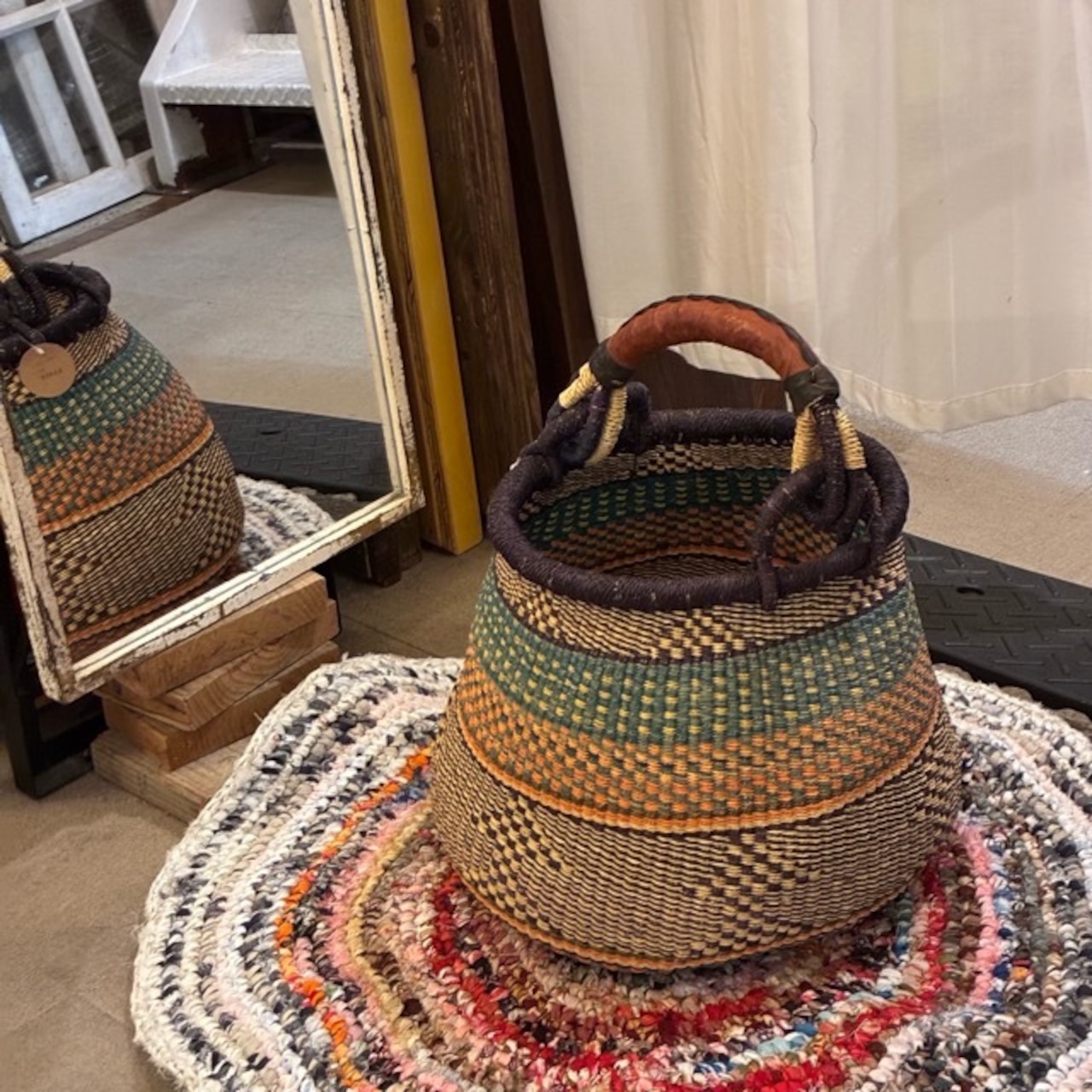 Burkina Faso Bolga Basket Pot　ブルキナファソ　ボルガバスケット　ポット　D　アフリカ　カゴ　籠　ワンハンドル　インテリア収納　1点もの　グルスィバスケット　ブルキナバスケット