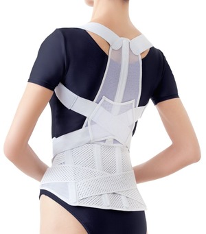 【人気】アルファックス お医者さんの腰から正す姿勢ベルト 姿勢サポーター 背中・腰用 背筋 LL-3L 日本製