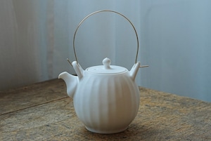 藤村佳澄 白磁土瓶