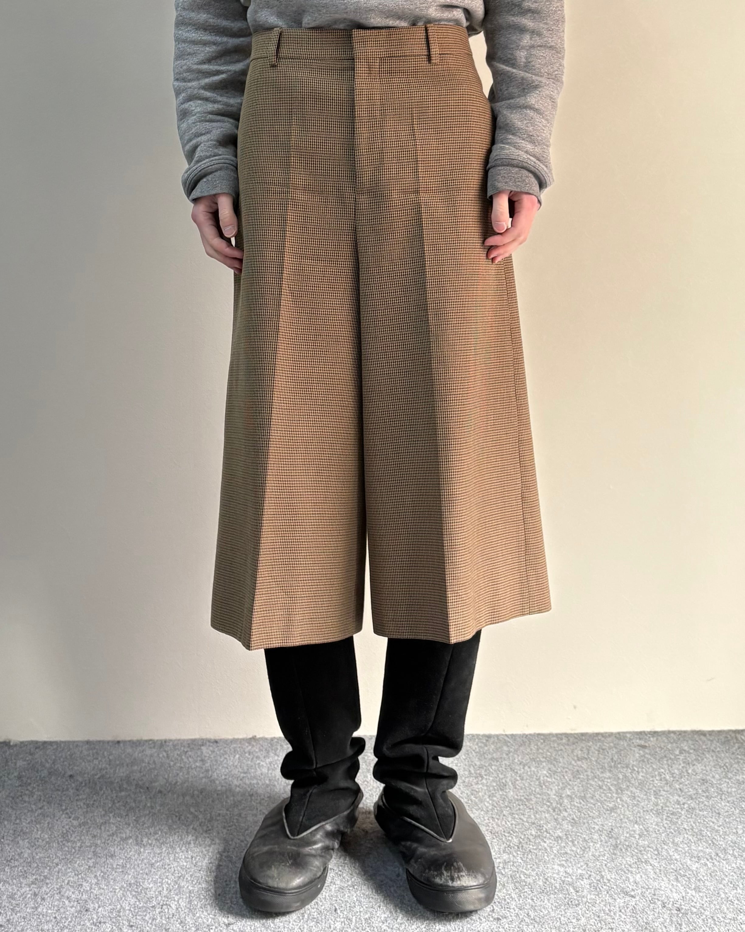 美品 CELINE 20AW キュロットパンツ / ダイアゴナルウール 44 20AW/CELINE】houndstooth wide shorts | blendmarket