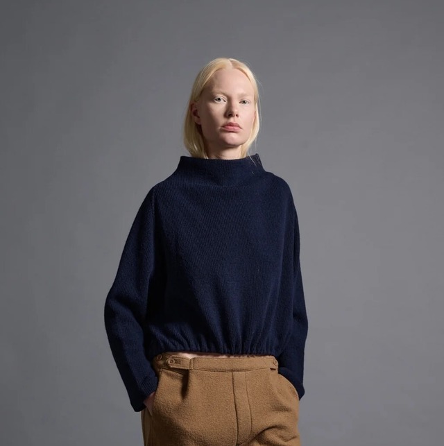 COGTHEBIGSMOKE |KORA BOTTLE NECK TOP