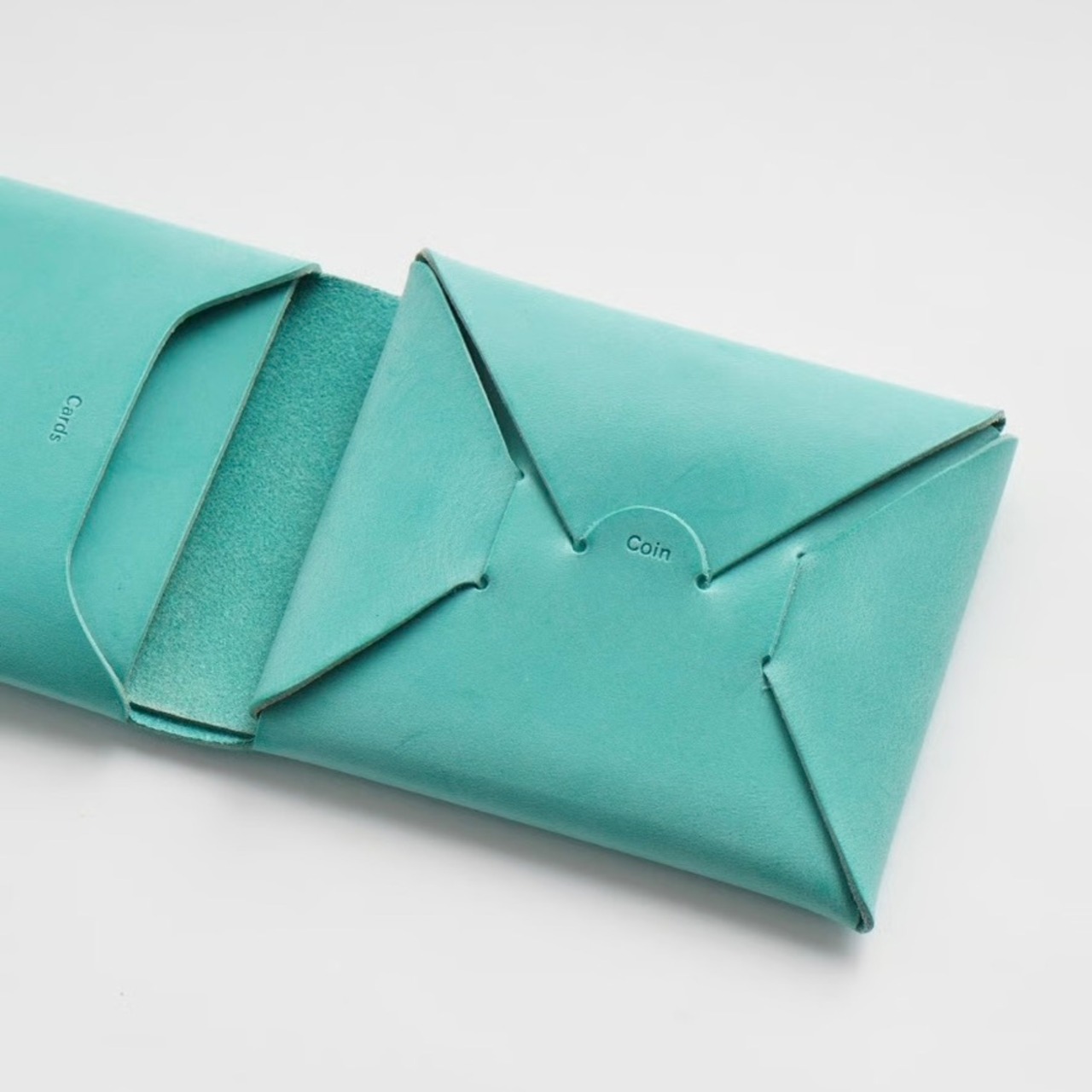 i ro se  SEAMLESS "WAXED LEATHER" SHORT WALLET  ICE BLUE