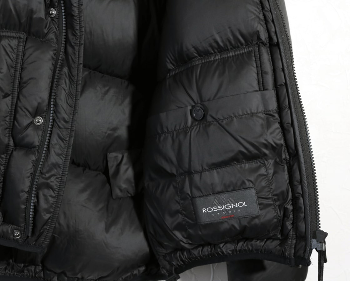 ROSSIGNOL ロシニョール フード付き ダウンジャケット ブラック ROSSIGNOL ロシニョール フード付き ダウンジャケット ブラック