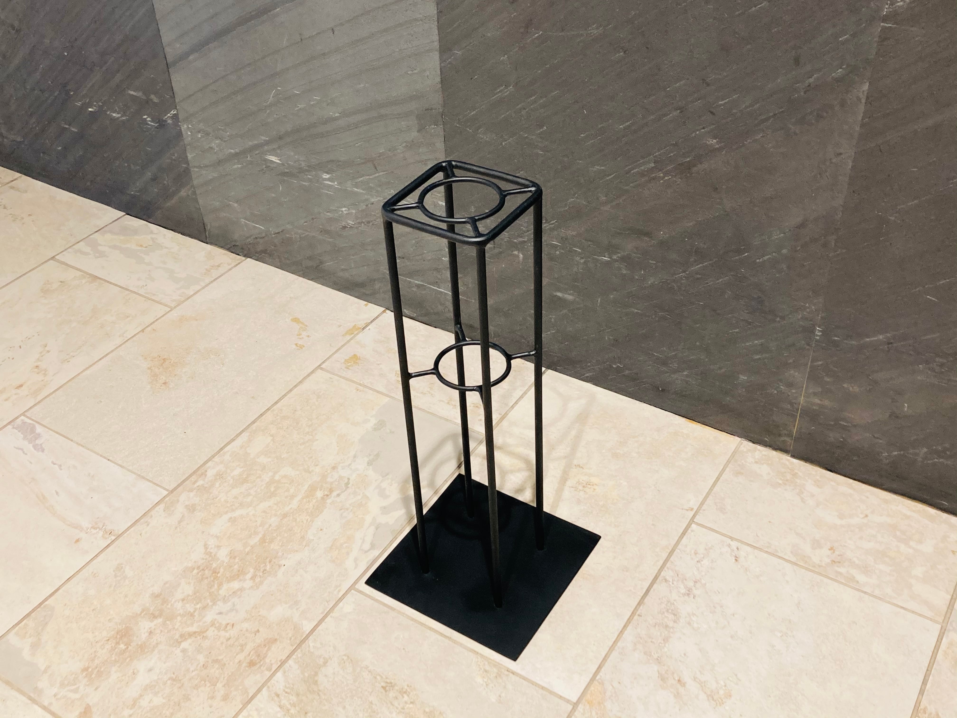 鉄器 (高さ50 cm) 花スタンドS (花器ガラス23cm x1 付き) | TSUNE;田中