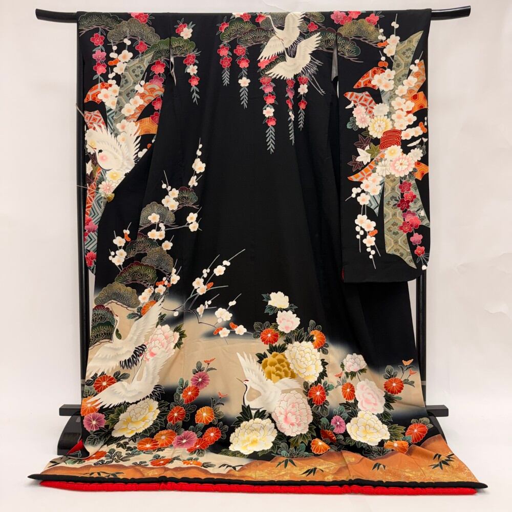 本振袖 引き振袖 黒 正絹 花柄 古典 刺繍 結婚式 裄68.2cm 身丈200cm 花嫁衣装 Lサイズ 6688