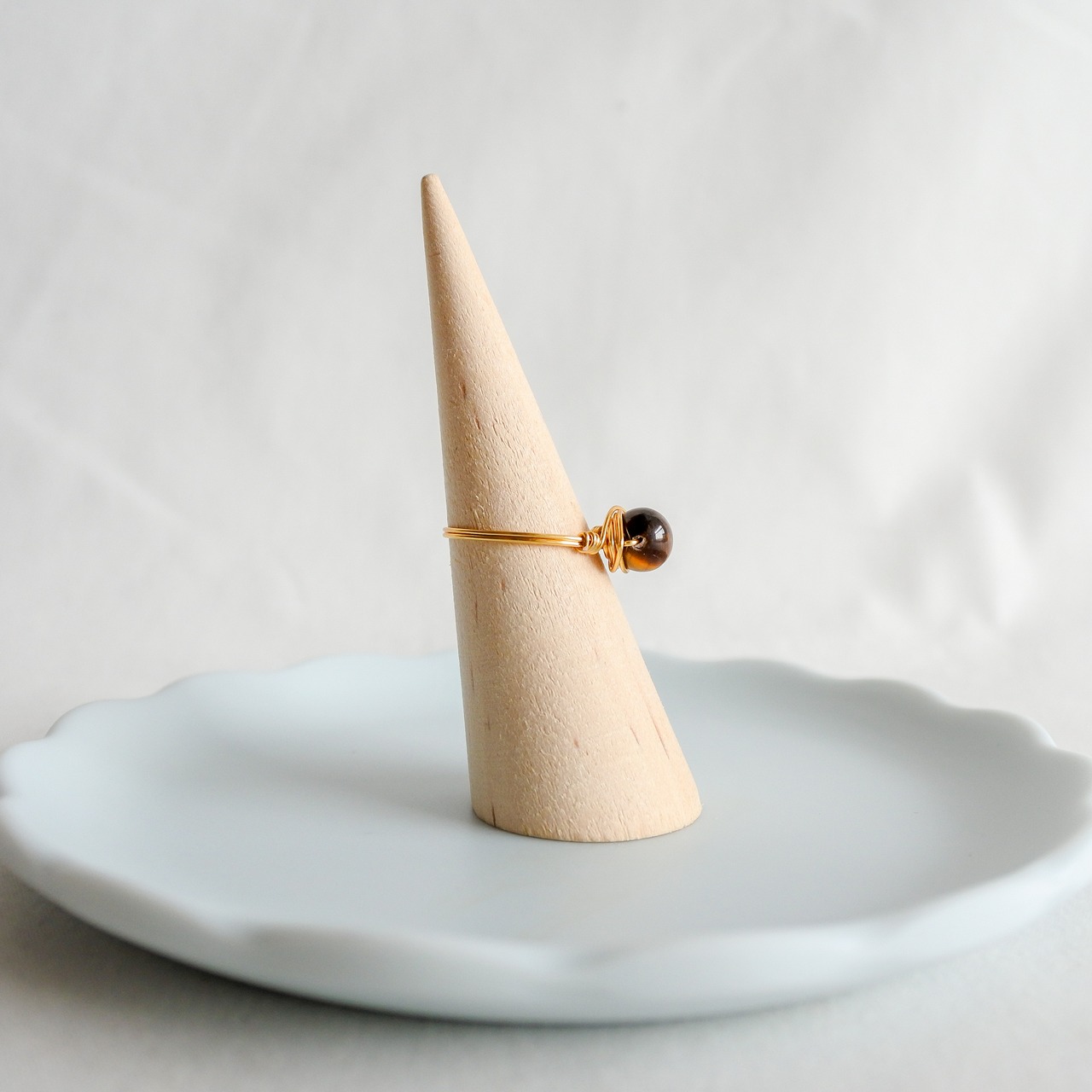 タイガーアイ　こつぶ　ゴールドの指輪