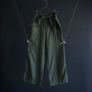 Dead stock wide silhouette asymmetry pocket design khaki color easy pants