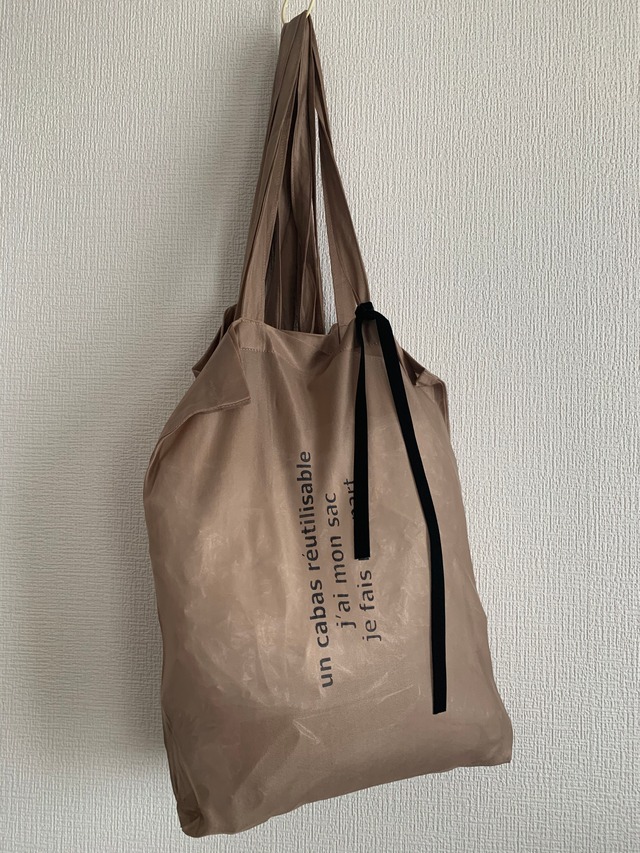 再入荷！ロゴバッグ　