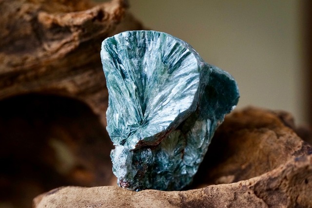 セラフィナイト 緑泥石 Seraphinite ①