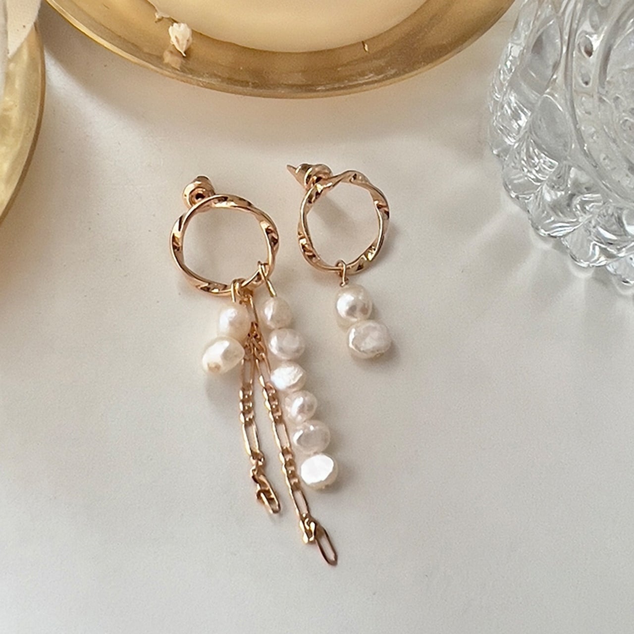 アシンメトリーパールピアス A926