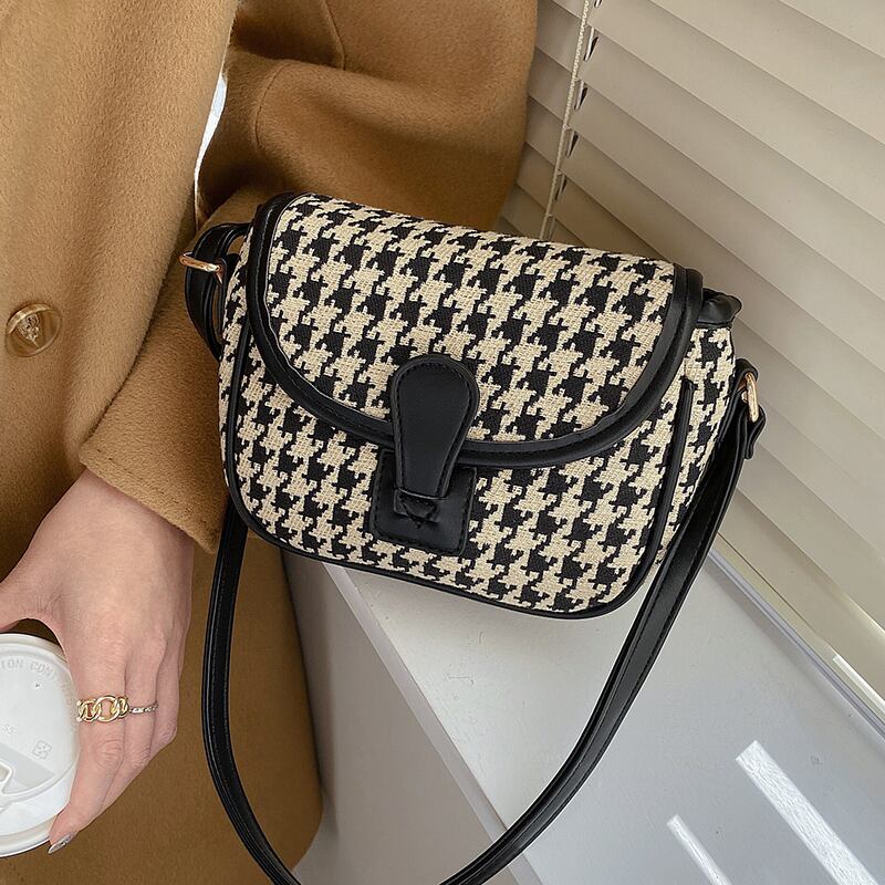 レッド スクウェア メッセンジャーバッグ 手作りハンドバック55101701862