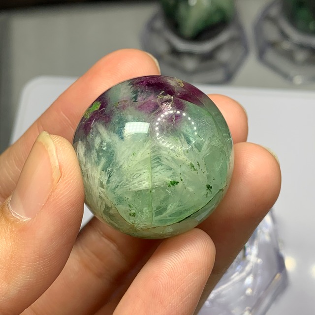 3.エンジェルフェザーフローライトスフィア