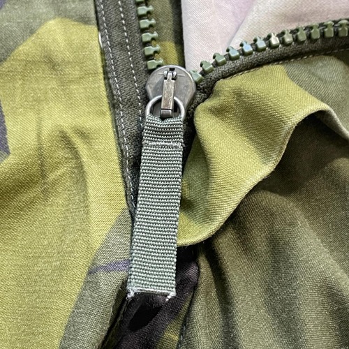 90s スウェーデン軍 実物 M90 フィールドパンツ 180/75 w31 詳細写真10