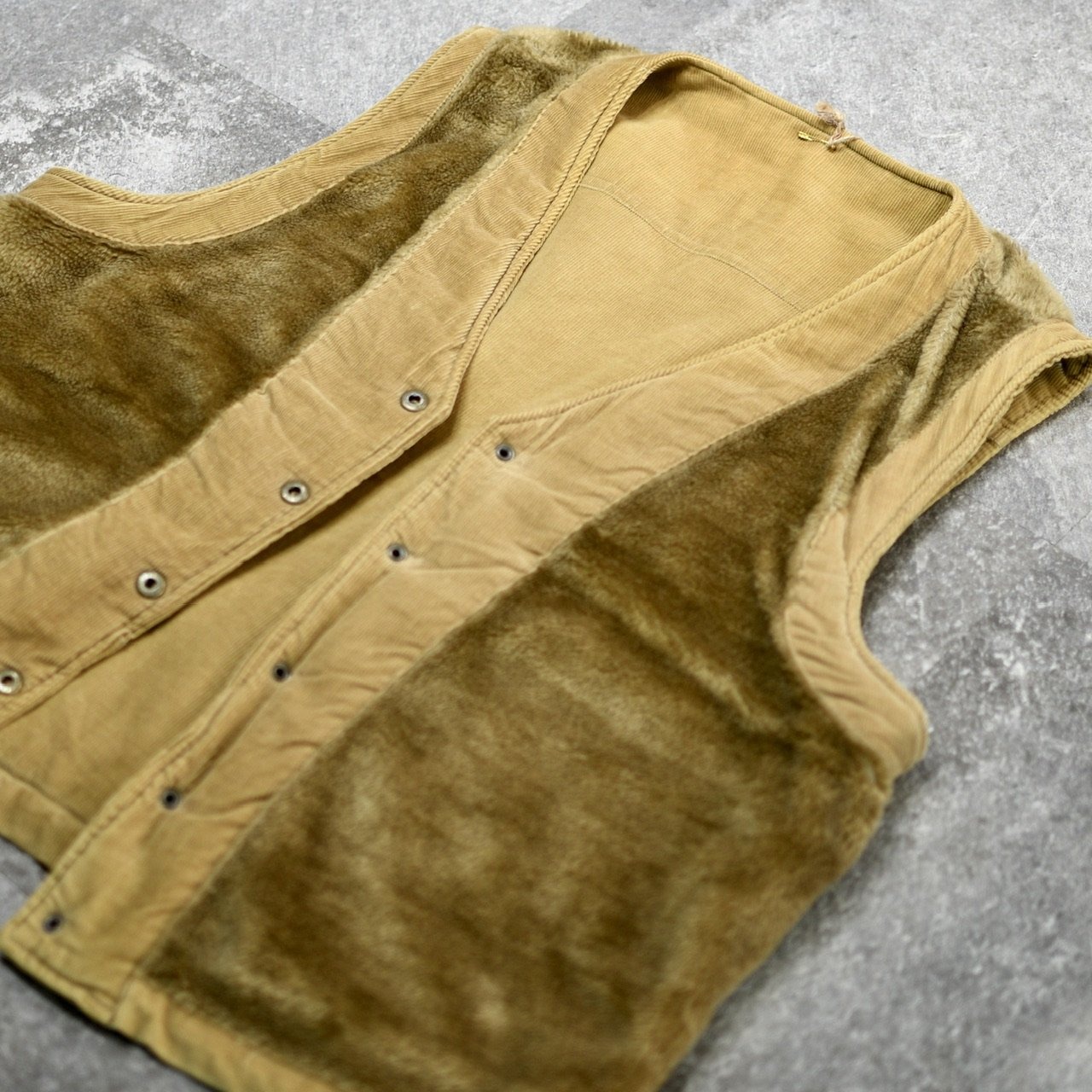 design corduroy vest