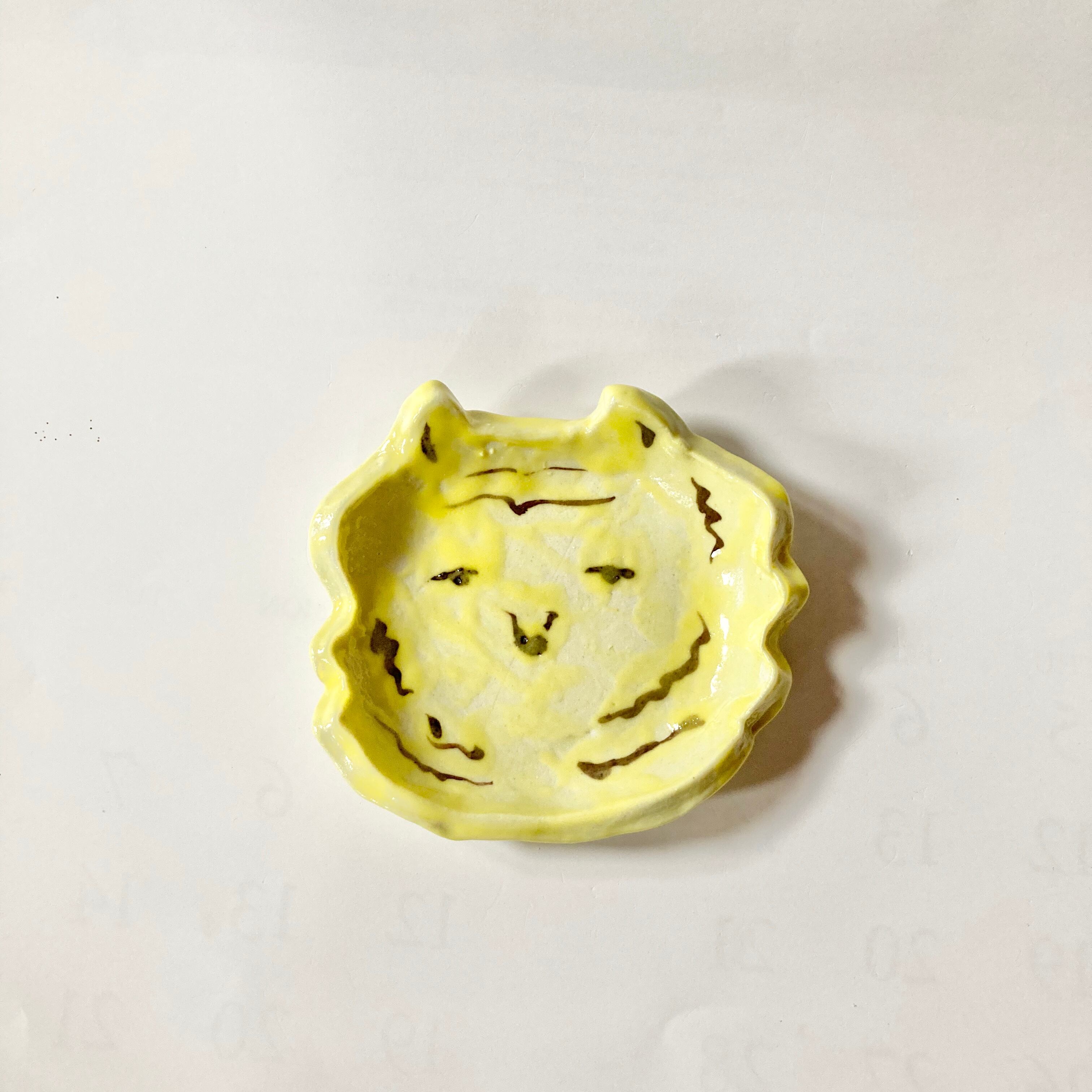 トラの顔豆皿 / すずきたまみ / 陶芸作品