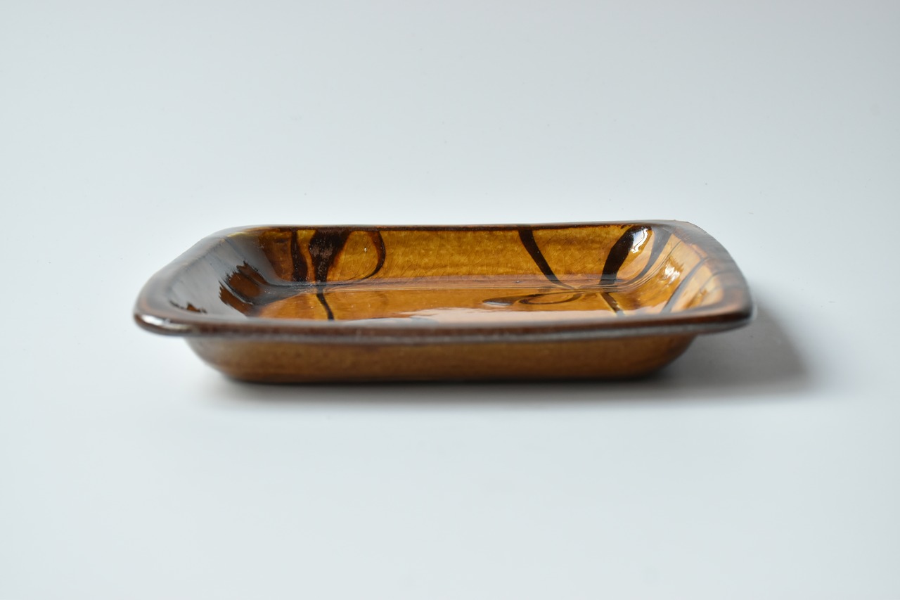 小代焼ふもと窯 / 井上尚之 : 正方皿 スリップウェア ③