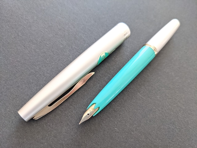 '60s　セーラー万年筆 ２１ ミニ　SAILOR 21 Mini　（細字）　21K　　　　　02402