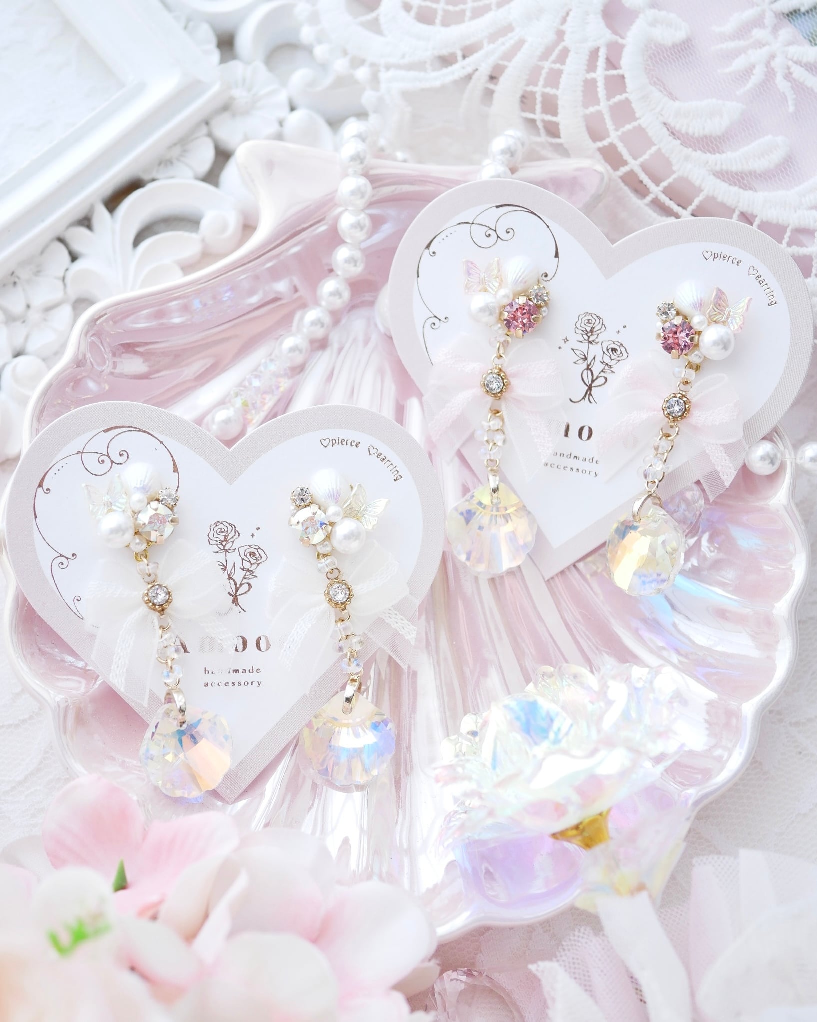 期間限定】8612 シェルビジューリボンピアス/イヤリング | Amooo