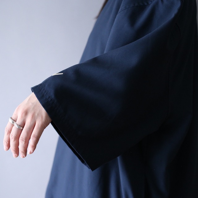 high-heck half zip tech design over silhouette s/s pullover