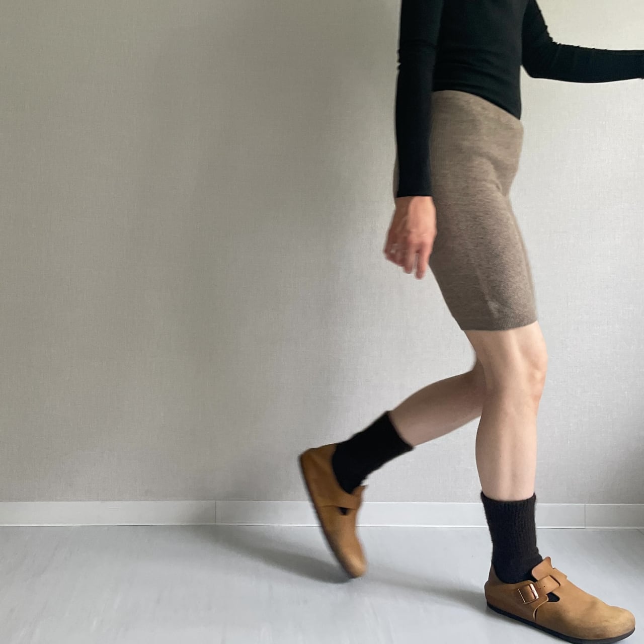 ヤクの靴下／毛100％タイプ｜こげ茶 | 空飛ぶ羊 BASE webshop