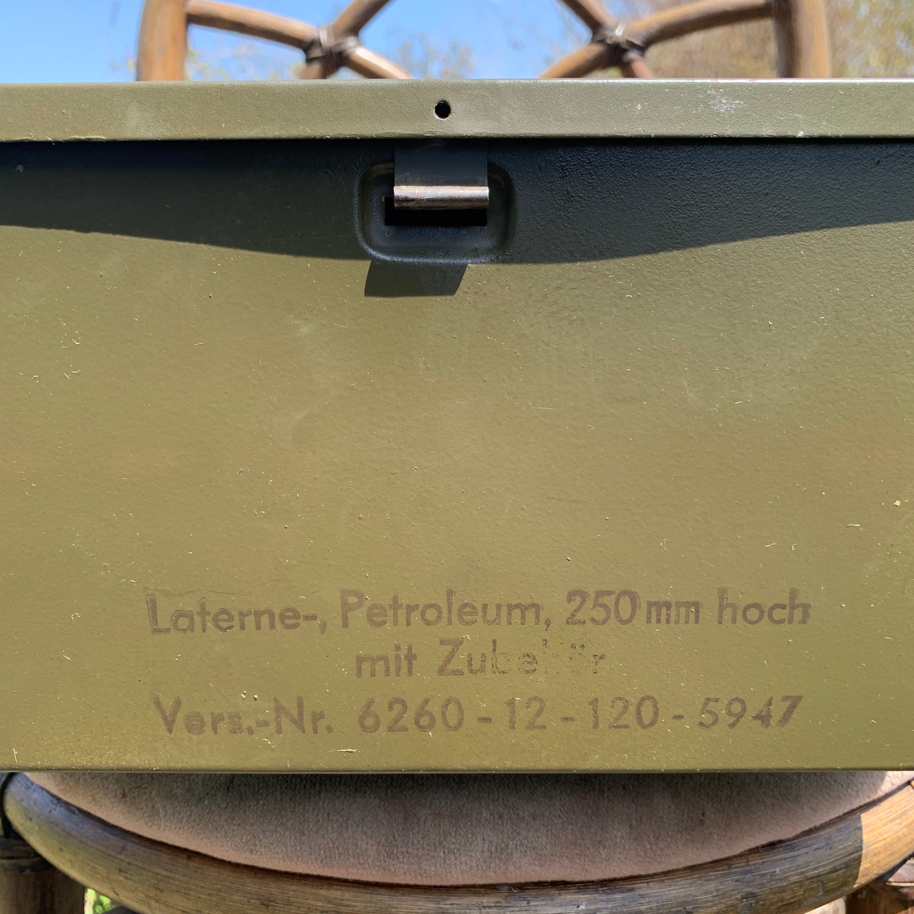 FEUERHAND 純正 アーミーBOX ケース グラス 2個 ランタン無 2 FEUERHAND 純正 アーミーBOX ケース グラス 2個 ランタン無 2