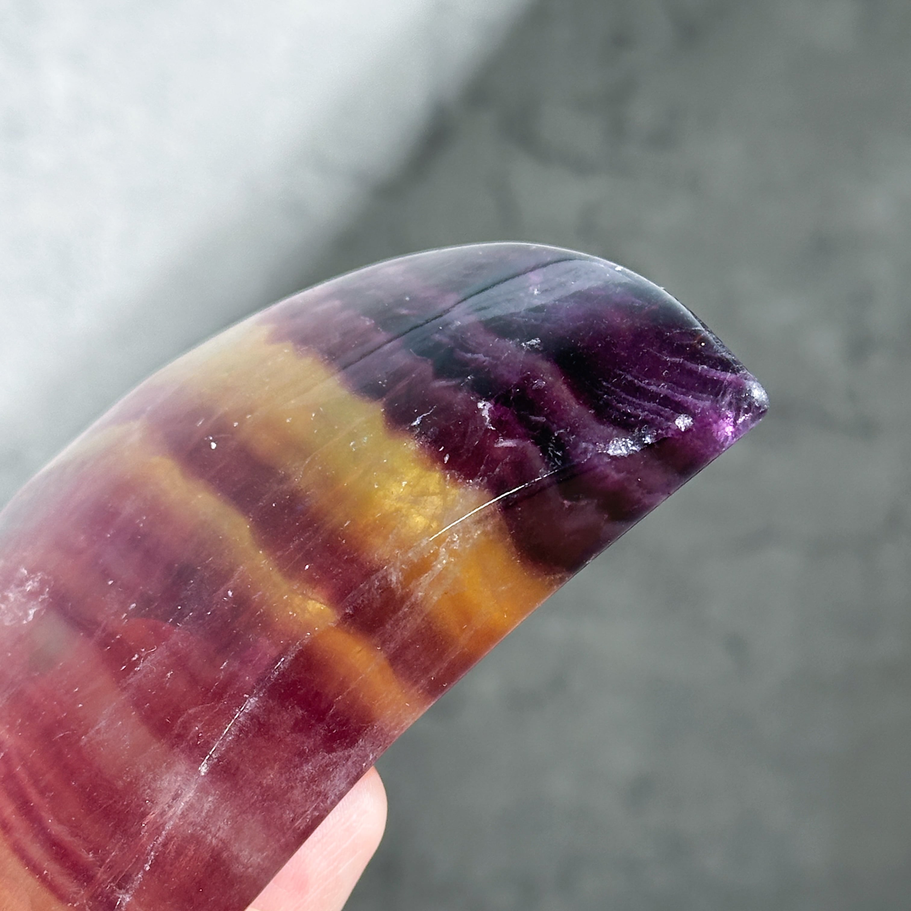 ☽台座付き☽レインボーフローライト 月21 ◇Rainbow Fluorite